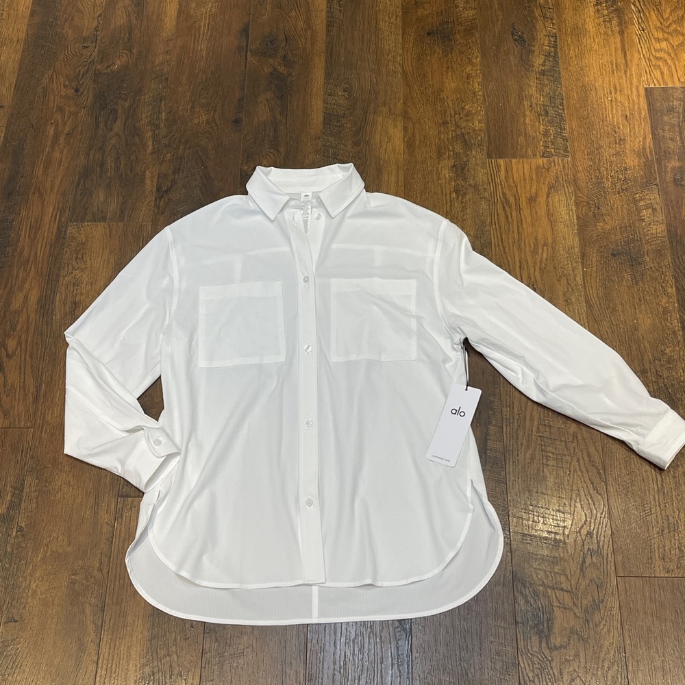 Alo Yoga Dreamscape Button Down Shirt White NWT size small